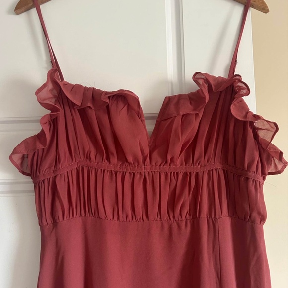 Lulus bridesmaid or wedding guest dress size large - Picture 2 of 5